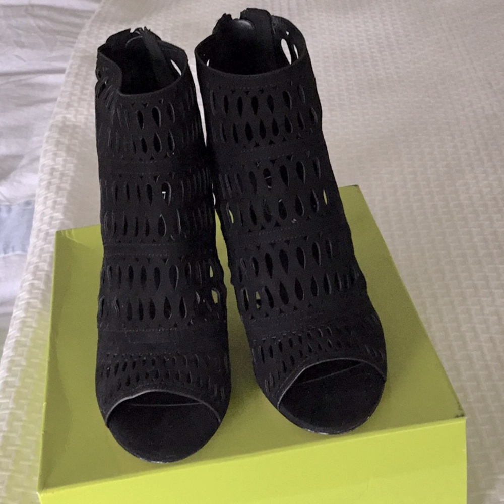 Women’s shoes heels